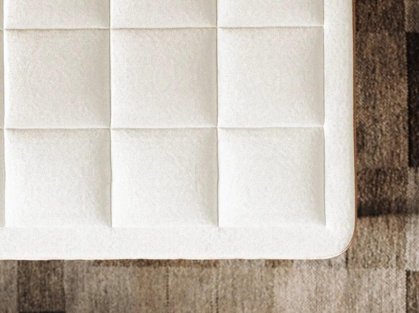 Awara Natural Luxury Hybrid Mattress, Queen, Like New