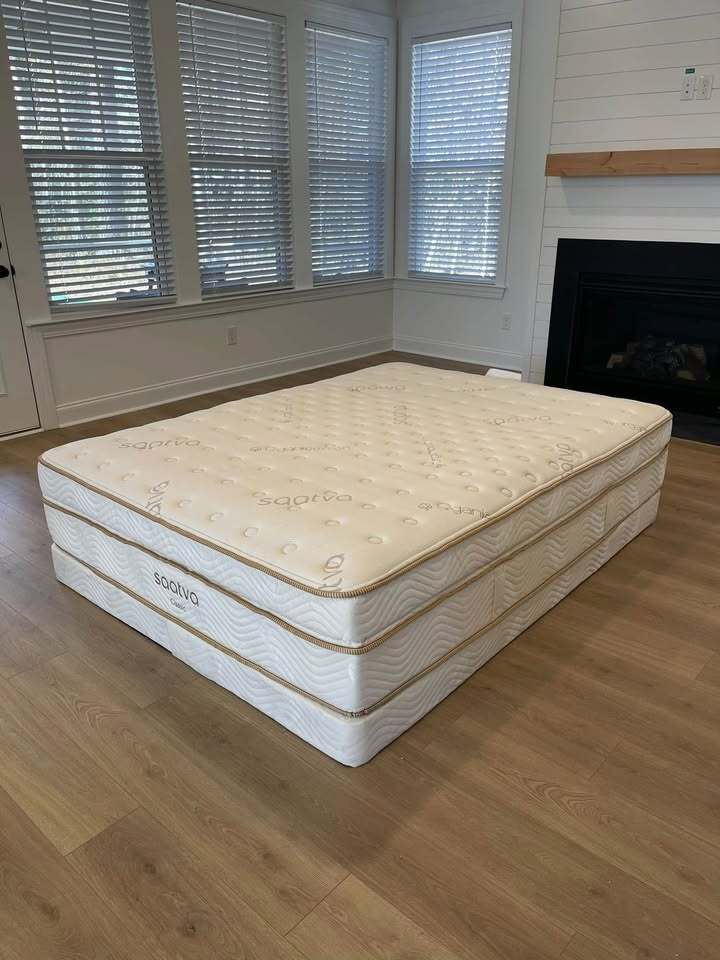 Saatva Classic Mattress, Plush Soft, 14.5"(1 Queen)