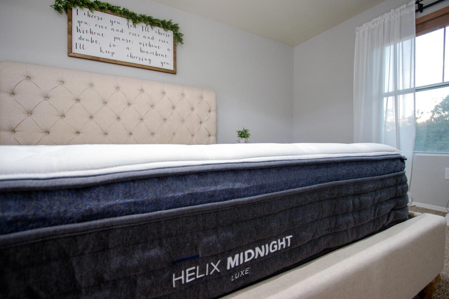 Helix Luxe Midnight, King, GlacioTex + CoolForce Layer, Like New, Perfect Condition