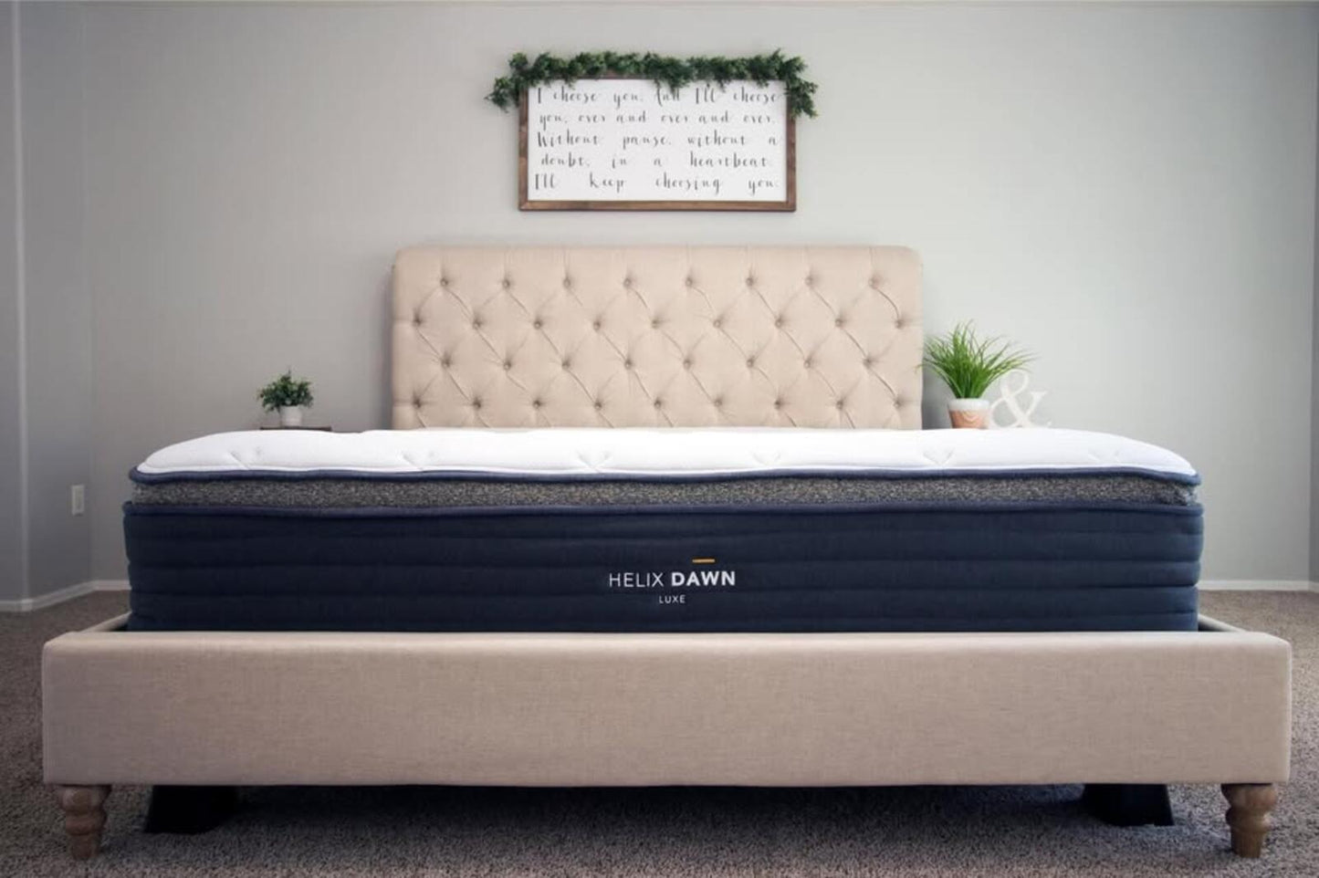 Helix Luxe Dawn, King, Cover: GlacioTex Cooling Cover, Perfect Condition