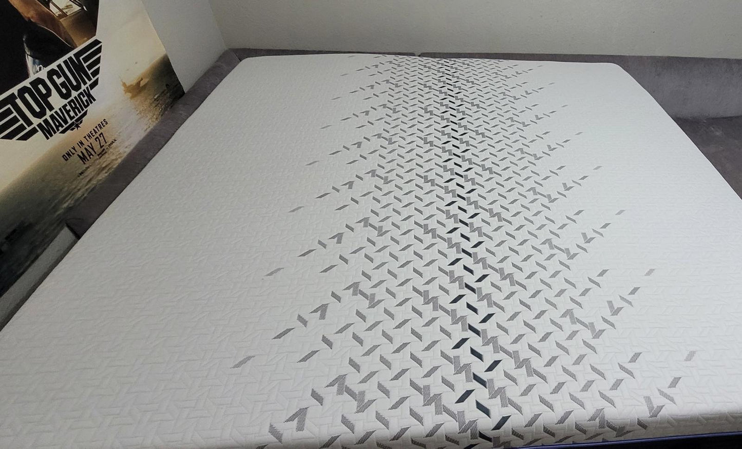 Nectar Luxe Hybrid, Queen, Like New, Perfect Condition