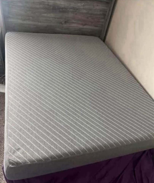 Siena 10” Signature Memory Foam Mattress, Queen, Perfect Condition