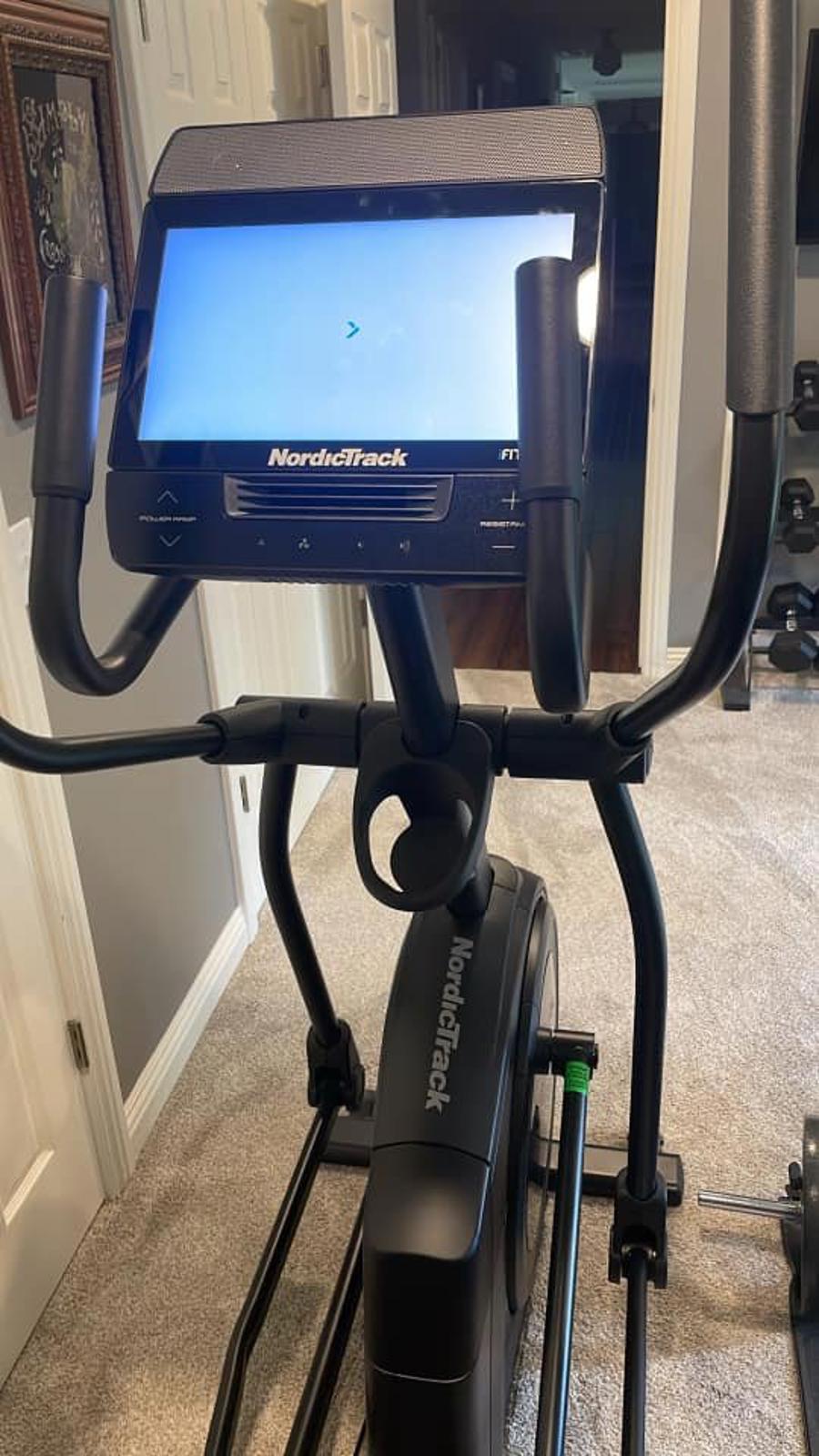 iFiT NordicTrack AirGlide 14i Elliptical-NTEL71423,  Like New