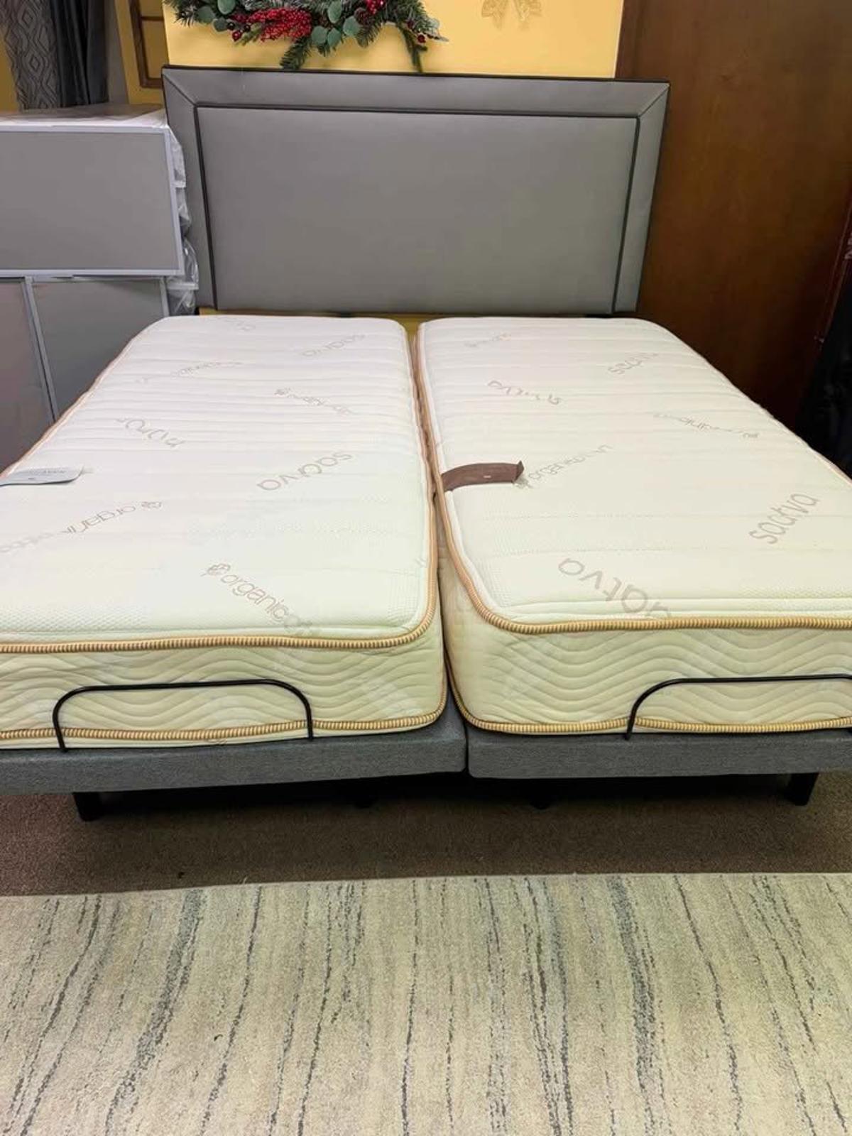Saatva Zenhaven Latex Mattress, Split King, Like New,