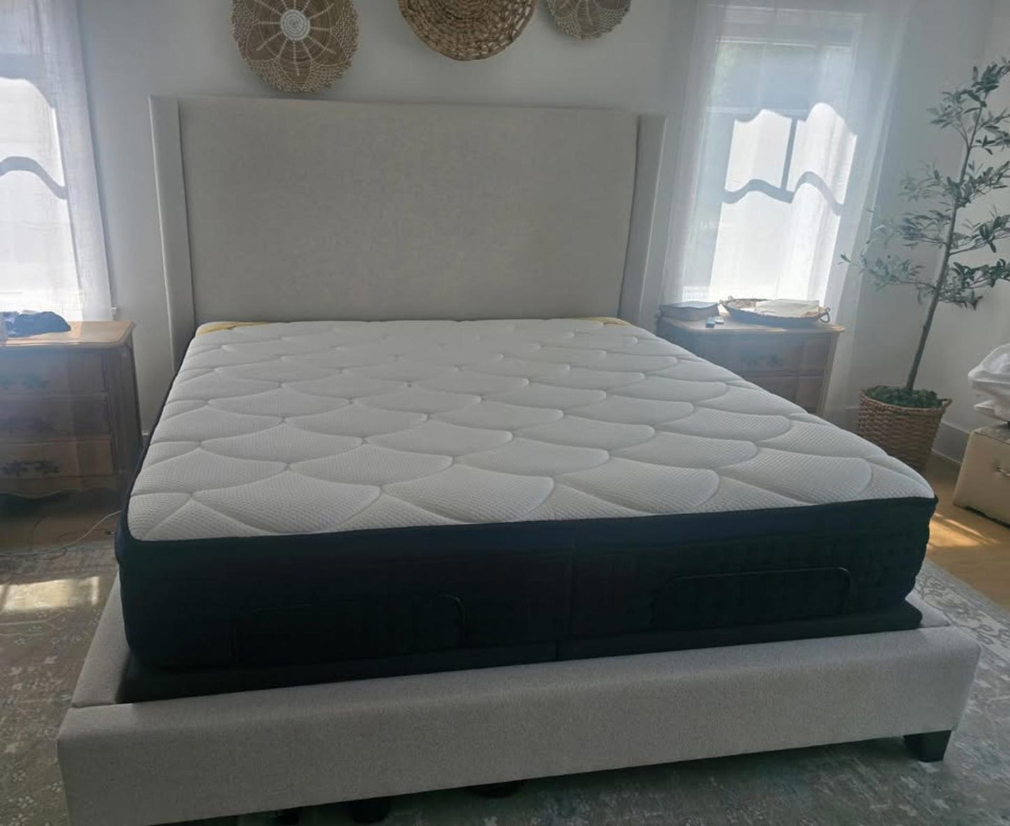 DreamCloud Premier Rest, King, Like New, Perfect Condition