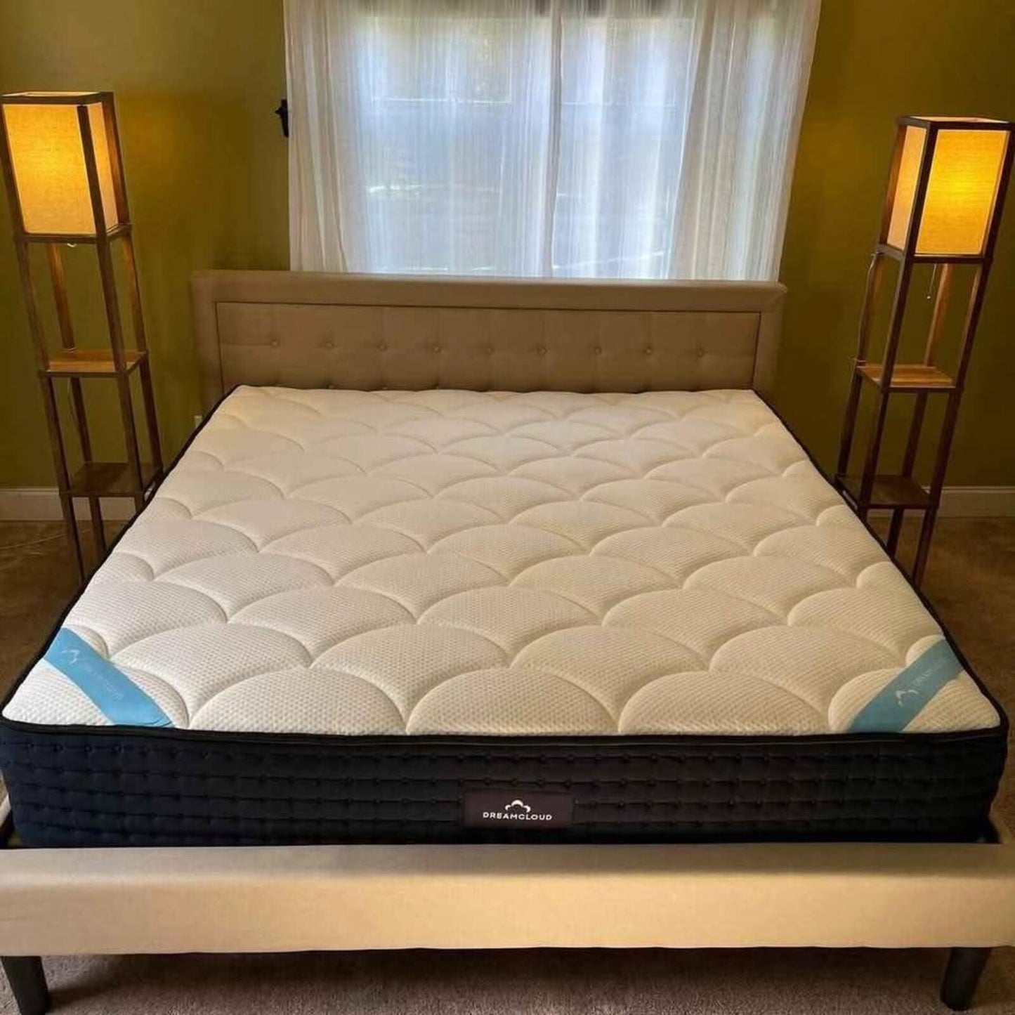 DreamCloud Premier Hybrid, King, Like New, Perfect Condition