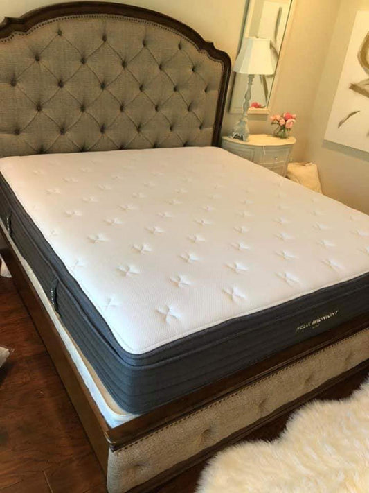 Helix Luxe Midnight, King, GlacioTex + CoolForce Layer, Like New, Perfect Condition