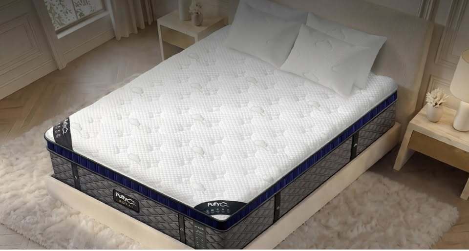 Puffy Royal Hybrid Mattress, King, Perfect Condition