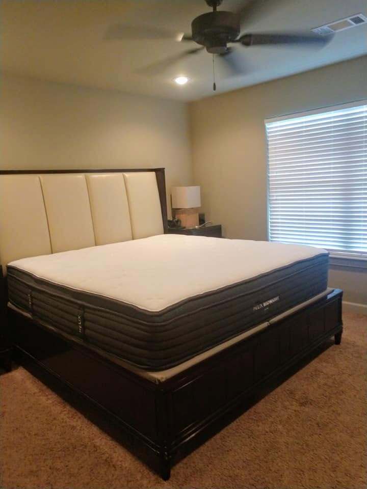 Helix Luxe Midnight, Full, Perfect Condition