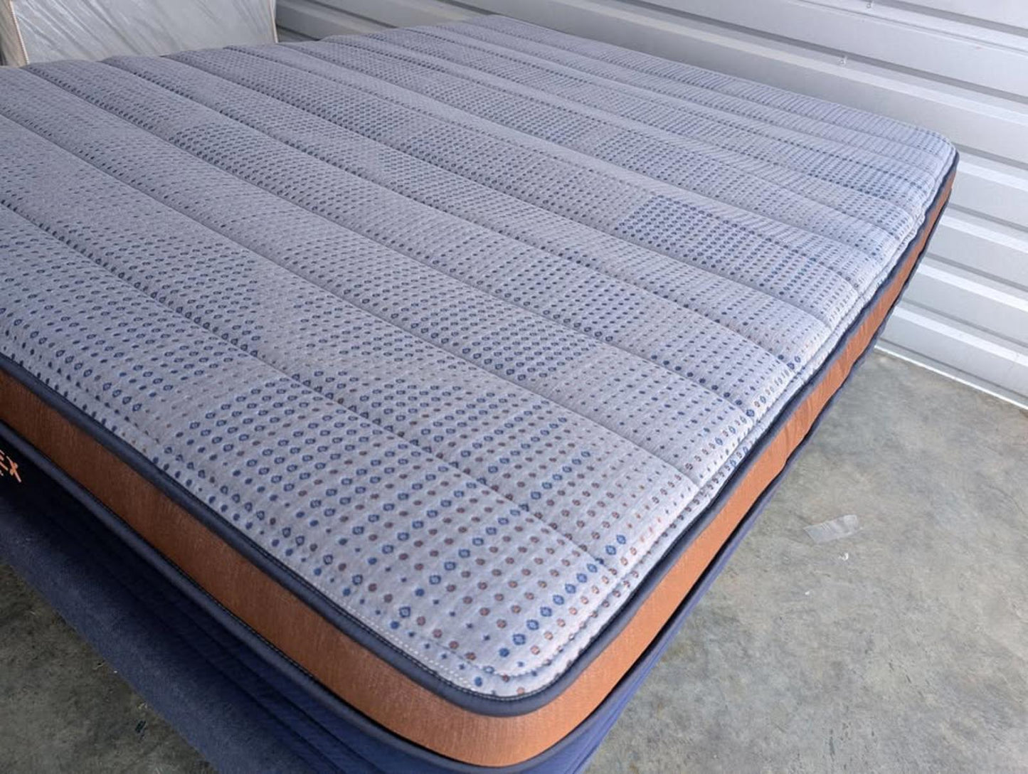 Brooklyn Bedding CopperFlex Pro Hybrid, Queen, Like New