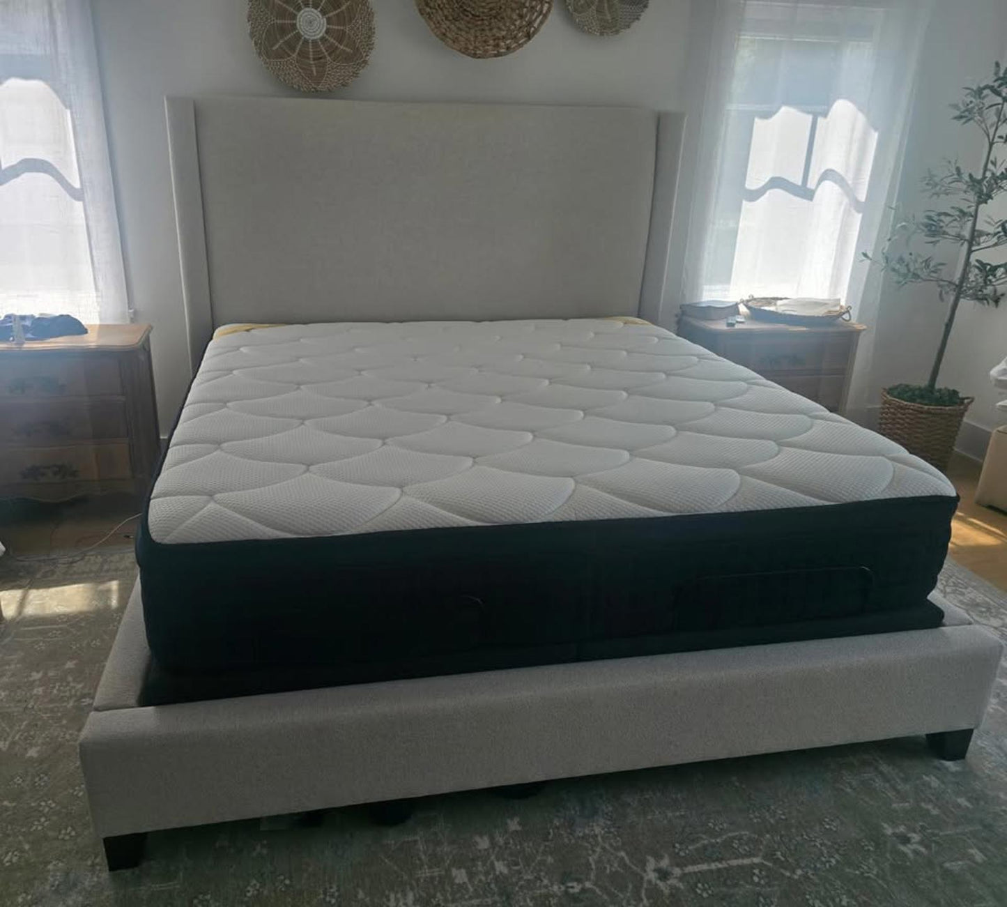 DreamCloud Premier Rest, King, Like New, Perfect Condition