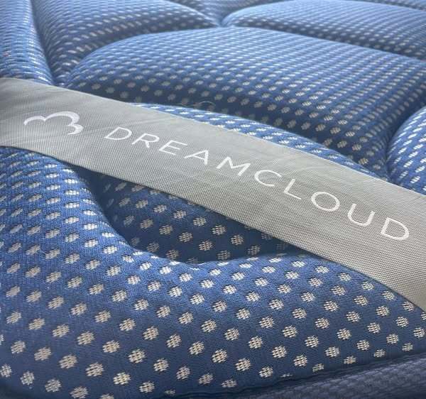 DreamCloud Luxe Hybrid Mattress, King, Perfect Condition