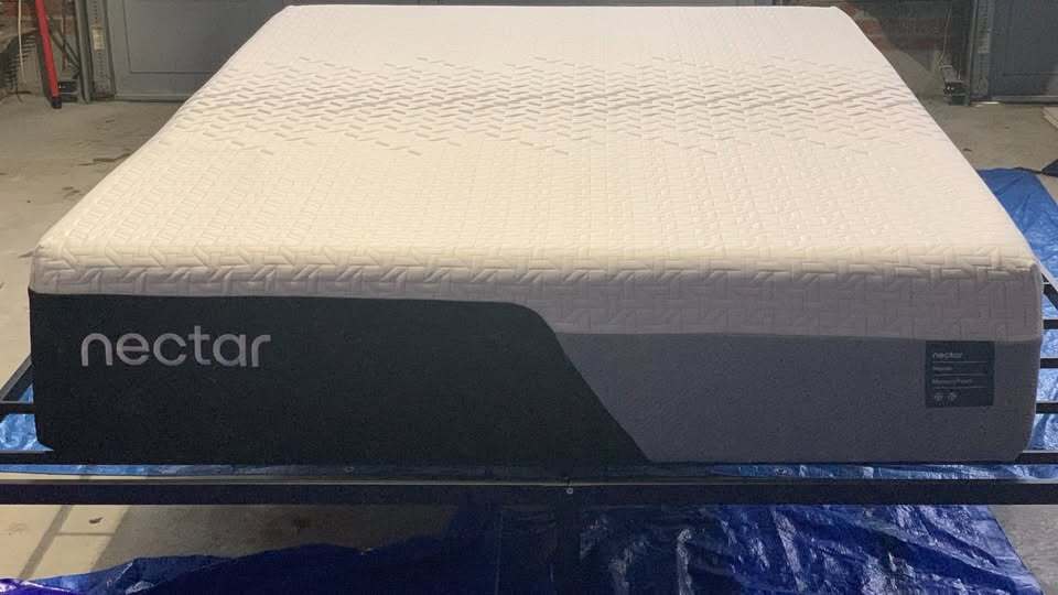 Nectar Premier Memory Foam, Queen, Perfect Condition