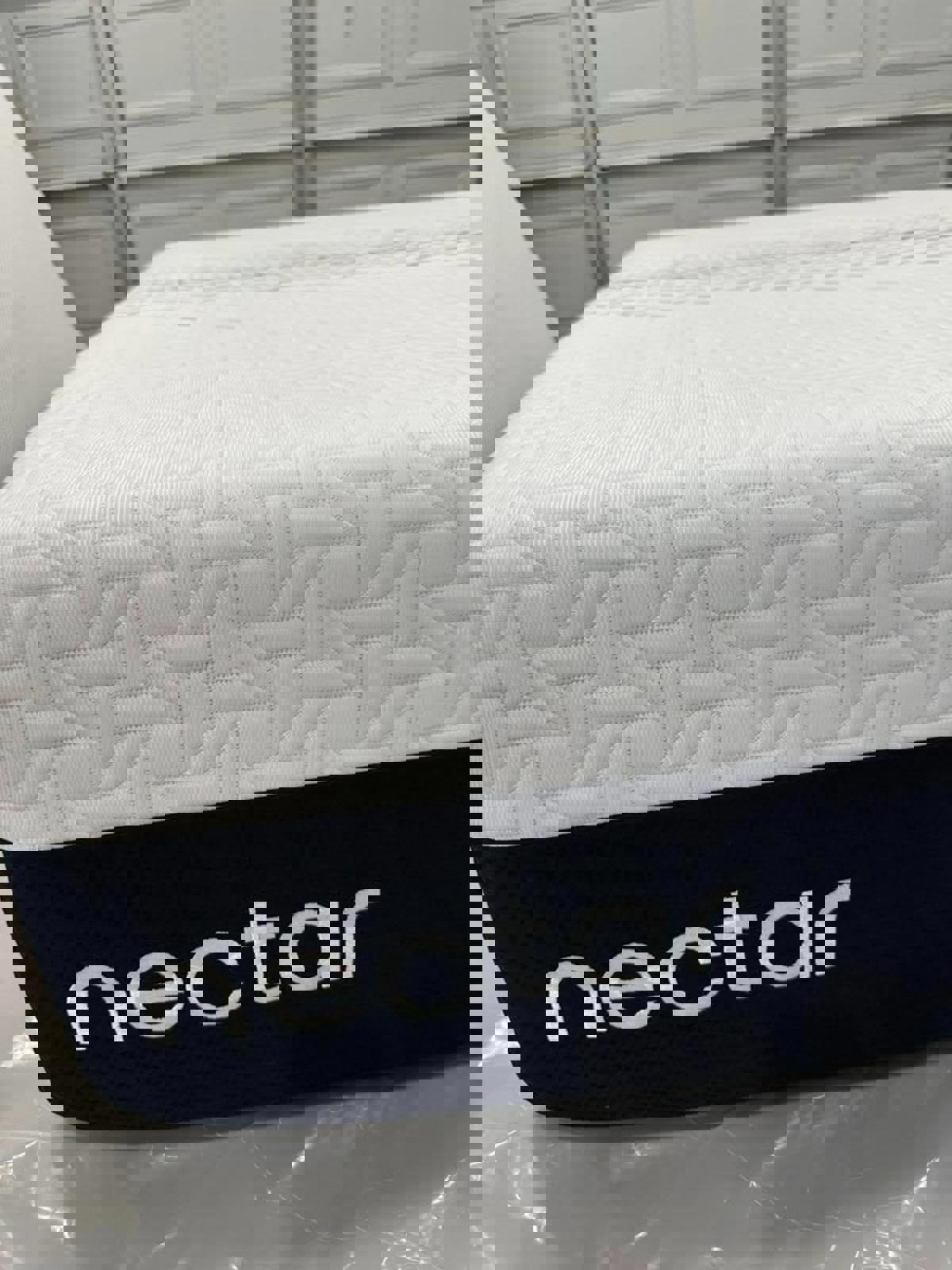Nectar Memory Foam Mattress, Queen, Like New, Perfect Condition