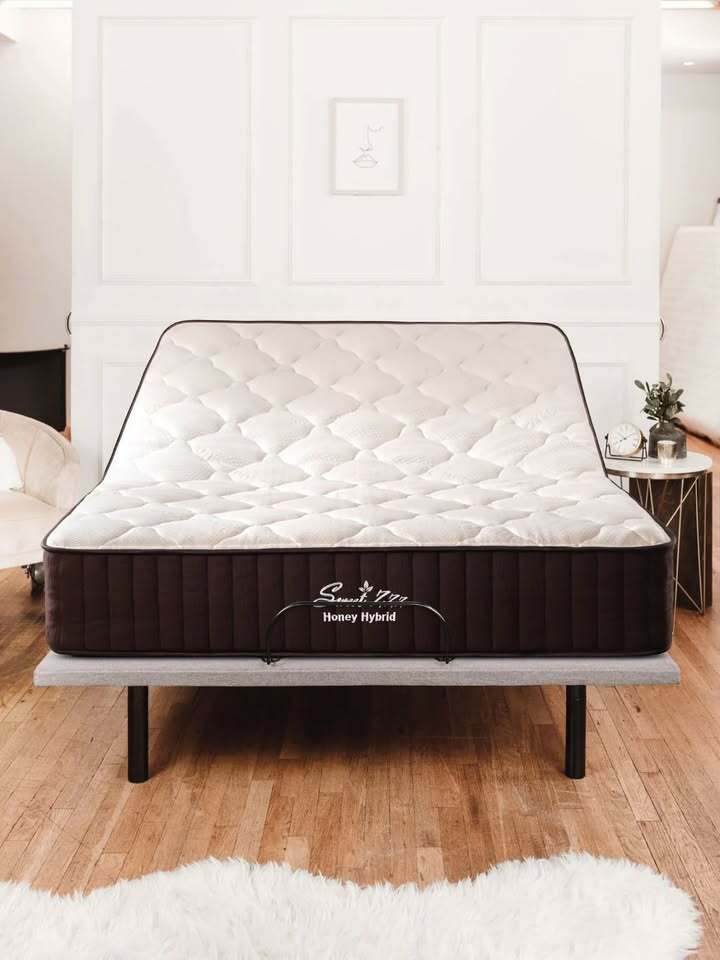 Sweet Zzz - Honey Hybrid Mattress, Medium Soft, Full, Perfect Condition