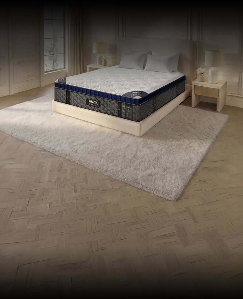 Puffy Royal Hybrid Mattress, King, Perfect Condition